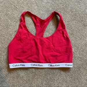 Calvin Klein bralette red M